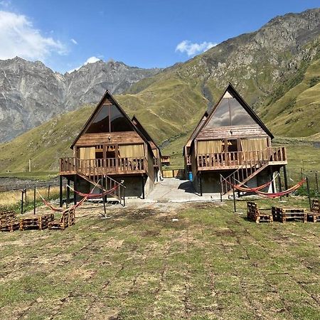 Kazbegi 4 Side Cottages Εξωτερικό φωτογραφία